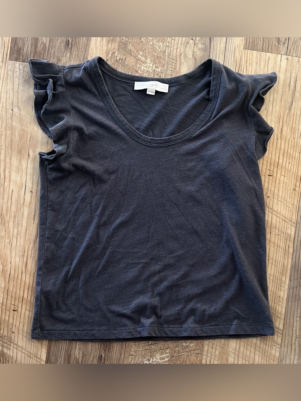 LOFT Women's Gray Ruffle Sleeve Scoop Neck Top